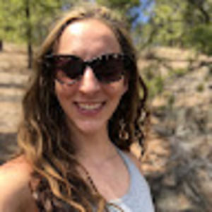 Meet your Posher, Brenna